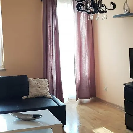 Apartament Pacific 2 / Pokoje *