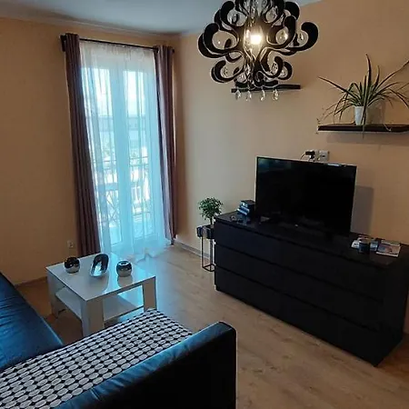 Apartament Pacific 2 / Pokoje Apartment