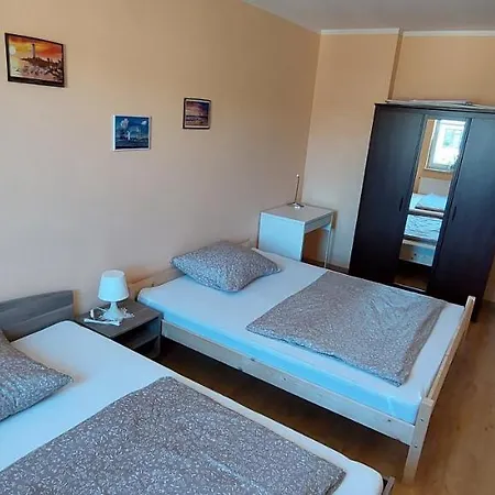 Apartament Pacific 2 / Pokoje *