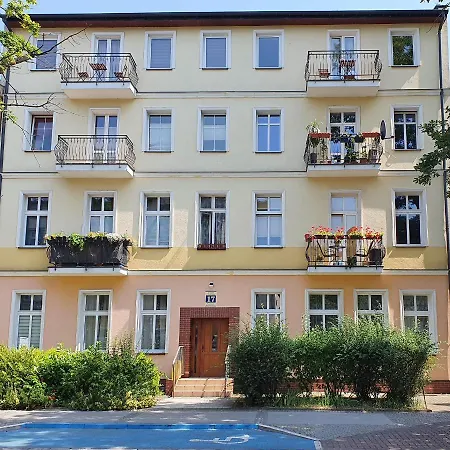 Apartament Pacific 2 / Pokoje Apartmán Svinoústí